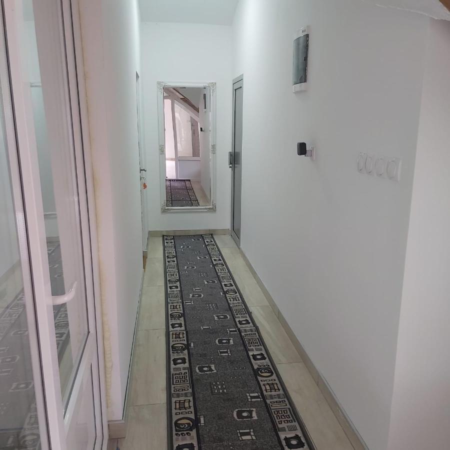 Yugoslavija 2 Centar Appartement Aleksandrovac Buitenkant foto